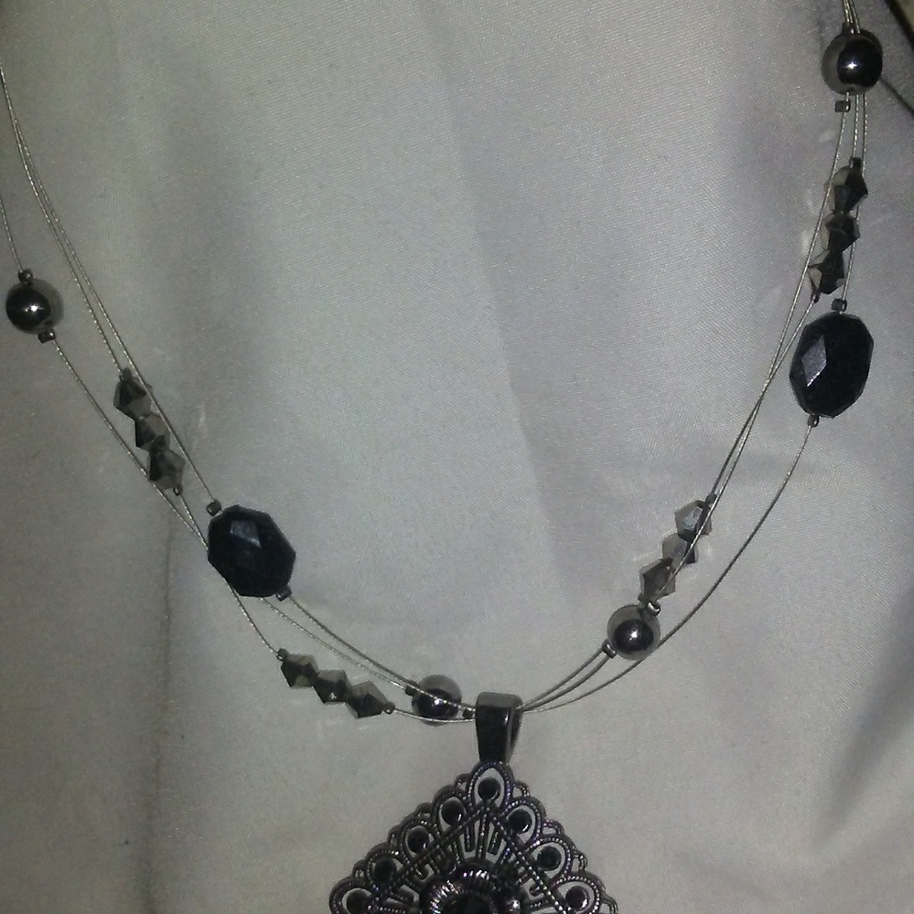 Necklace - Picture 2 of 2